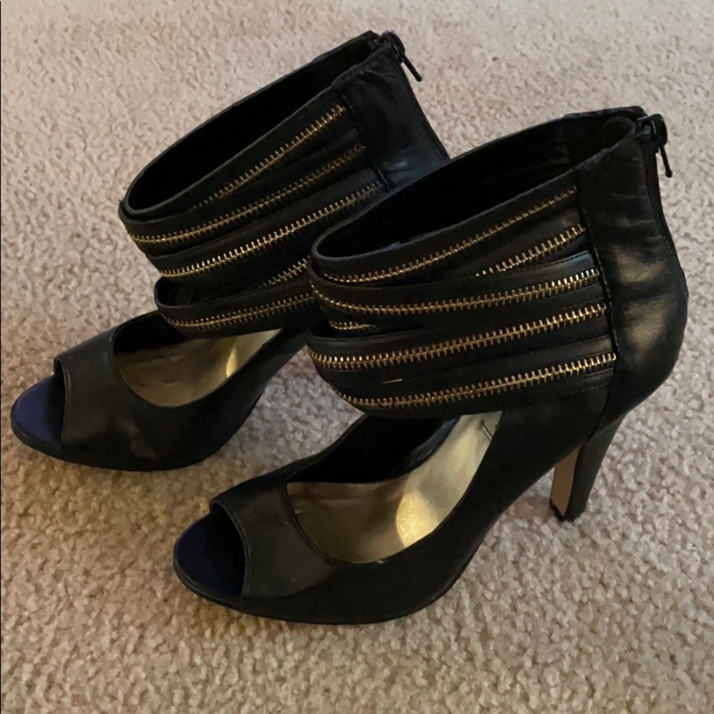 Steve Madden Zipper Heals